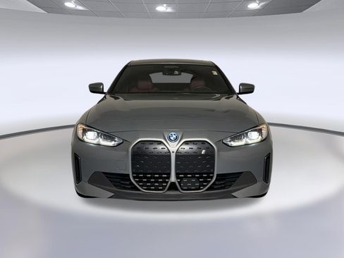 Used 2023 BMW i4 eDrive35 RWD image 6