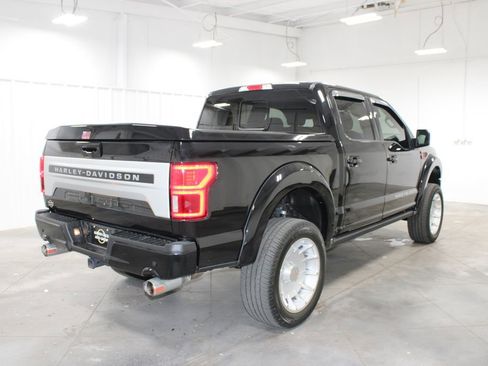Used 2019 Ford F150 Lariat w/ Equipment Group 502A Luxury AWD/4WD image 9