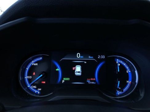 Certified 2025 Toyota RAV4 LE AWD/4WD image 30