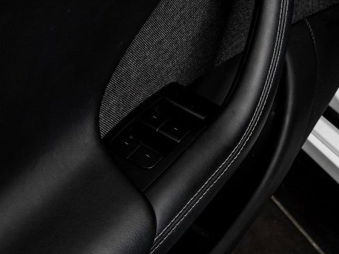 Used 2023 Tesla Model S AWD/4WD image 50