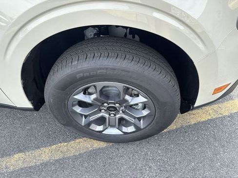 New 2025 Ford Maverick XLT w/ XLT Luxury Package image 10