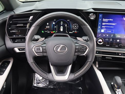 Certified 2025 Lexus RX 350h w/ Convenience Package AWD/4WD image 17