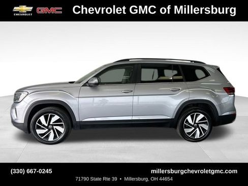 Used 2025 Volkswagen Atlas SE AWD/4WD image 7
