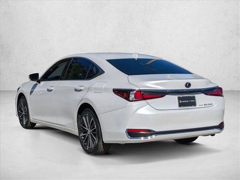 Certified 2024 Lexus ES 250 w/ Premium Package image 8