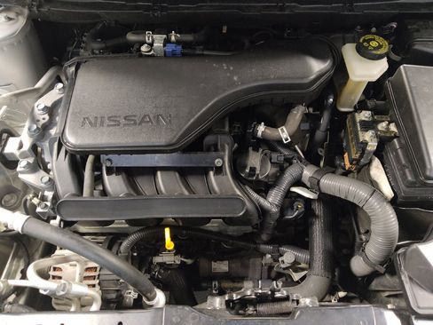 Used 2019 Nissan Rogue Sport SV FWD image 30