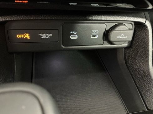 Certified 2025 Honda Civic Sport image 23