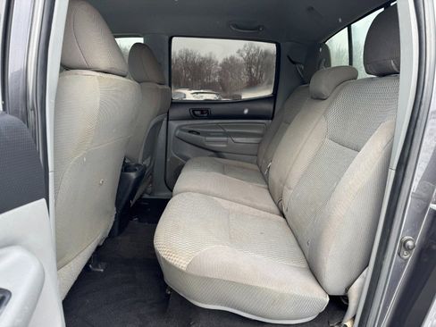 Used 2012 Toyota Tacoma 4x4 Double Cab image 16