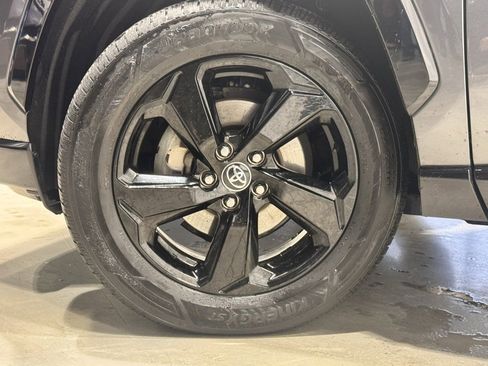 Used 2020 Toyota RAV4 XSE image 11