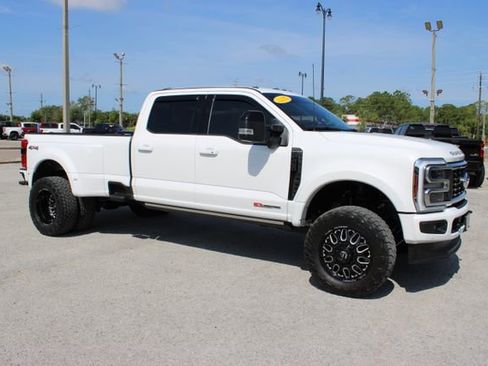 Used 2025 Ford F450 Platinum AWD/4WD image 15