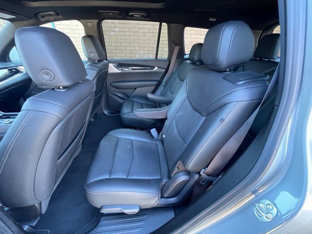 Used 2025 Cadillac XT6 Premium Luxury AWD/4WD image 18