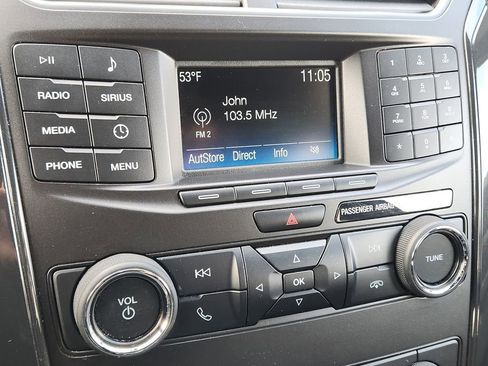 Certified 2018 Ford Explorer XLT image 24