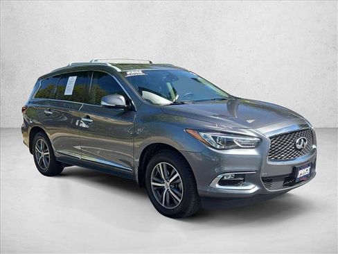 Used 2020 INFINITI QX60 Luxe w/ Essential Package image 3