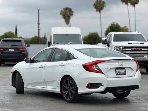 Used 2020 Honda Civic Sport image 2