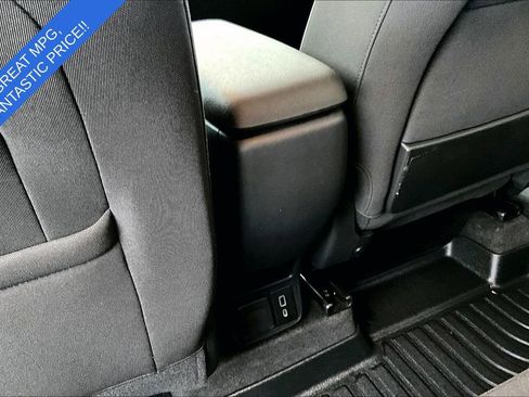 Used 2023 Chevrolet TrailBlazer LT w/ Convenience Package image 31