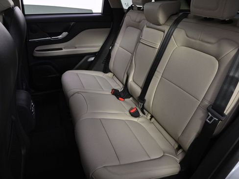 New 2026 Lincoln Corsair Premiere AWD/4WD image 21