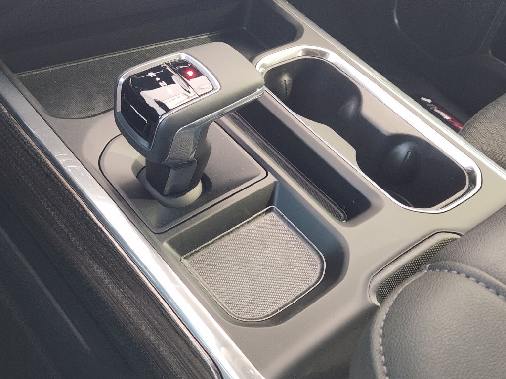New 2026 Chevrolet Silverado 1500 RST AWD/4WD image 16