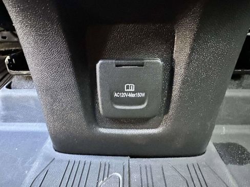 Used 2022 GMC Terrain SLT AWD/4WD image 15