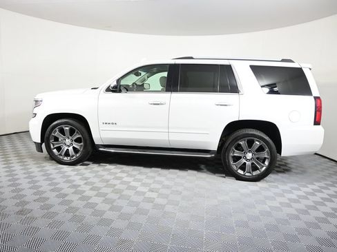 Used 2019 Chevrolet Tahoe Premier AWD/4WD image 3