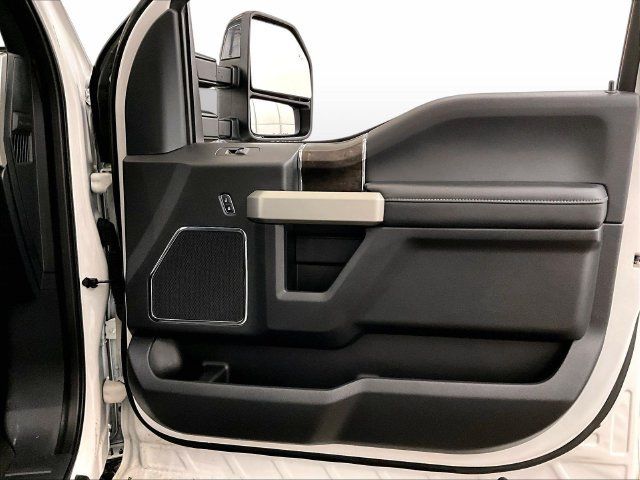 Used 2022 Ford F250 Lariat w/ Black Appearance Package AWD/4WD image 23