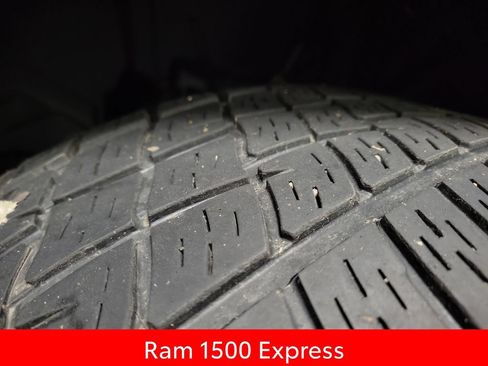 Used 2015 RAM 1500 Express AWD/4WD image 11