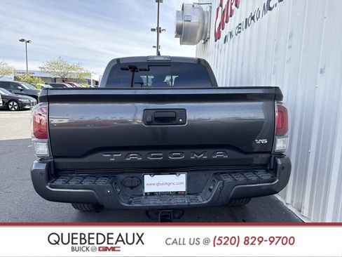 Used 2020 Toyota Tacoma TRD Off-Road image 10