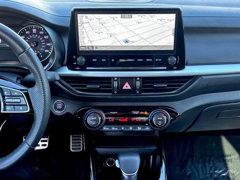 Used 2024 Kia Forte GT-Line image 23