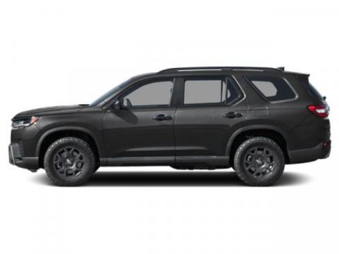 Certified 2026 Honda Pilot TrailSport image 3
