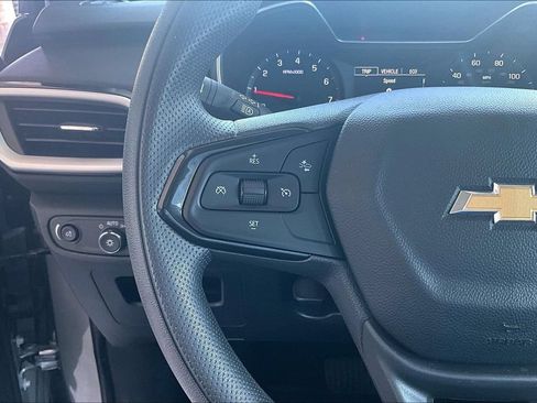 Used 2023 Chevrolet TrailBlazer LS FWD image 7