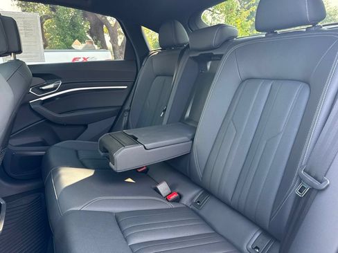 Used 2024 Audi Q8 e-tron Premium Plus w/ Premium Plus Package AWD/4WD image 44