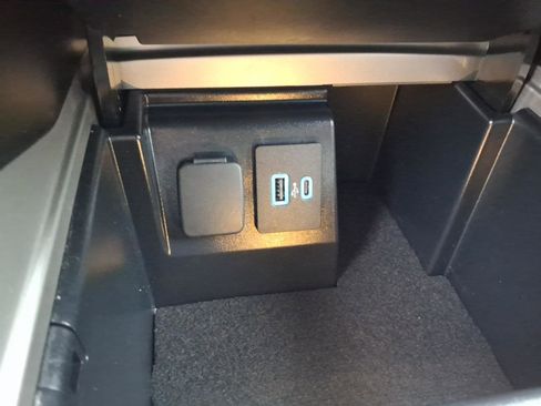 Certified 2023 Ford Explorer XLT w/ Equipment Group 202A image 18