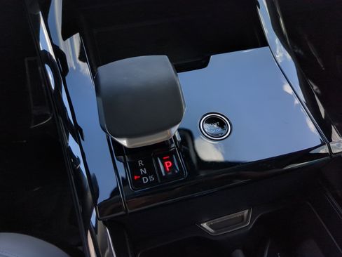 Used 2024 Land Rover Range Rover Sport Autobiography image 29