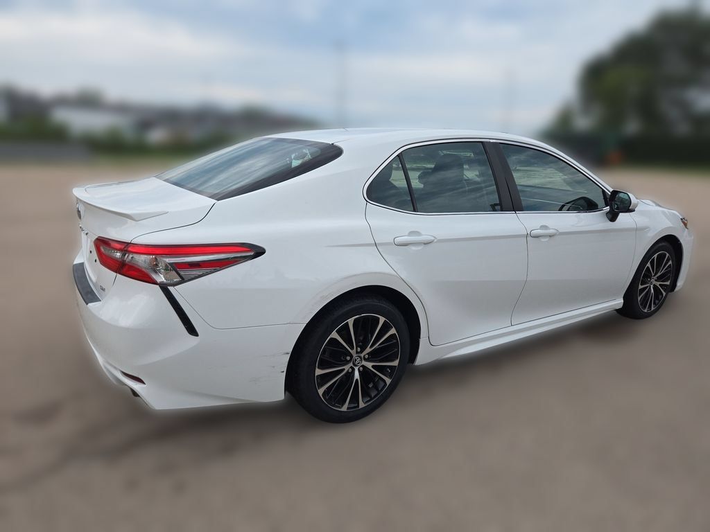 Used 2018 Toyota Camry SE FWD image 8