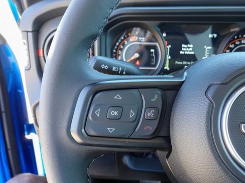 New 2025 Jeep Wrangler Rubicon w/ Technology Group image 19