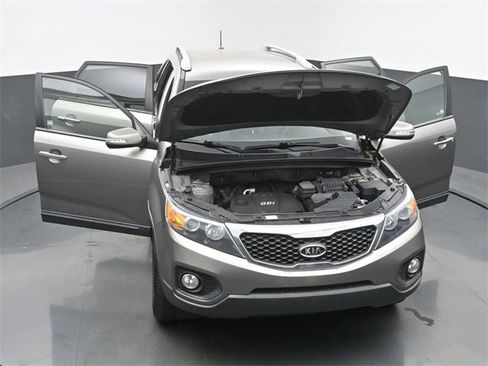 Used 2013 Kia Sorento LX w/ Convenience Pkg image 62