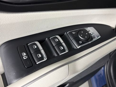 New 2026 Kia Sorento S w/ S Panoramic Sunroof Package FWD image 16