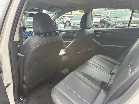 Used 2022 Subaru Impreza 2.0i Limited image 19