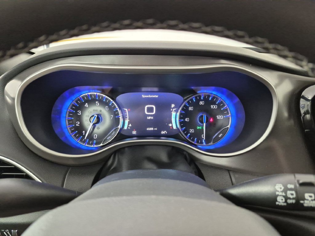 Used 2025 Chrysler Pacifica Select FWD image 20