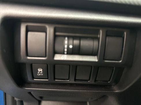 Used 2019 Subaru Impreza 2.0i Premium image 22