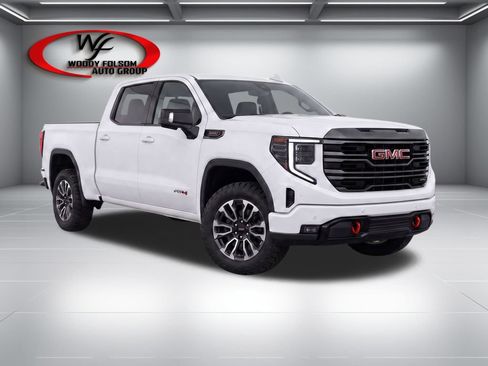 Used 2023 GMC Sierra 1500 AT4 w/ AT4 Premium Package AWD/4WD image 2