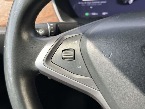 Used 2020 Tesla Model X Long Range AWD/4WD image 21