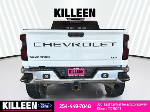 Used 2020 Chevrolet Silverado 2500 LTZ w/ LTZ Plus Package RWD image 8