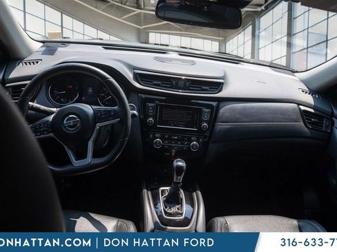 Used 2019 Nissan Rogue SL FWD image 4