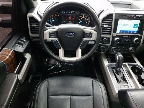 Used 2018 Ford F150 Lariat w/ Equipment Group 502A Luxury AWD/4WD image 12