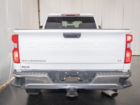 Used 2020 Chevrolet Silverado 2500 LT AWD/4WD image 3