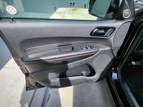 Used 2025 Dodge Durango GT image 8