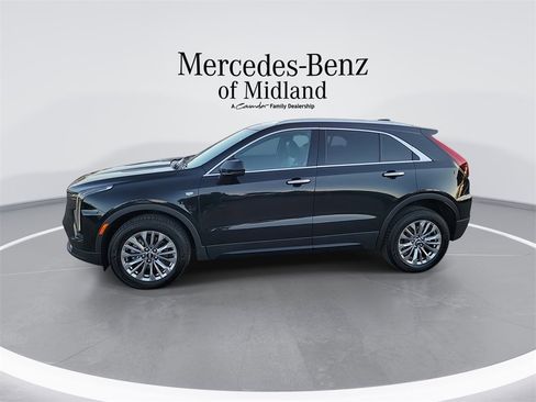 Used 2024 Cadillac XT4 Premium Luxury image 5