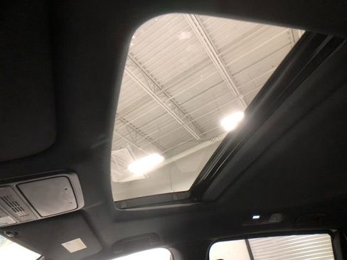 Used 2023 Honda Odyssey Sport image 31