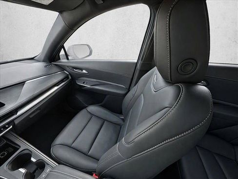Used 2024 Cadillac XT4 Premium Luxury FWD image 20