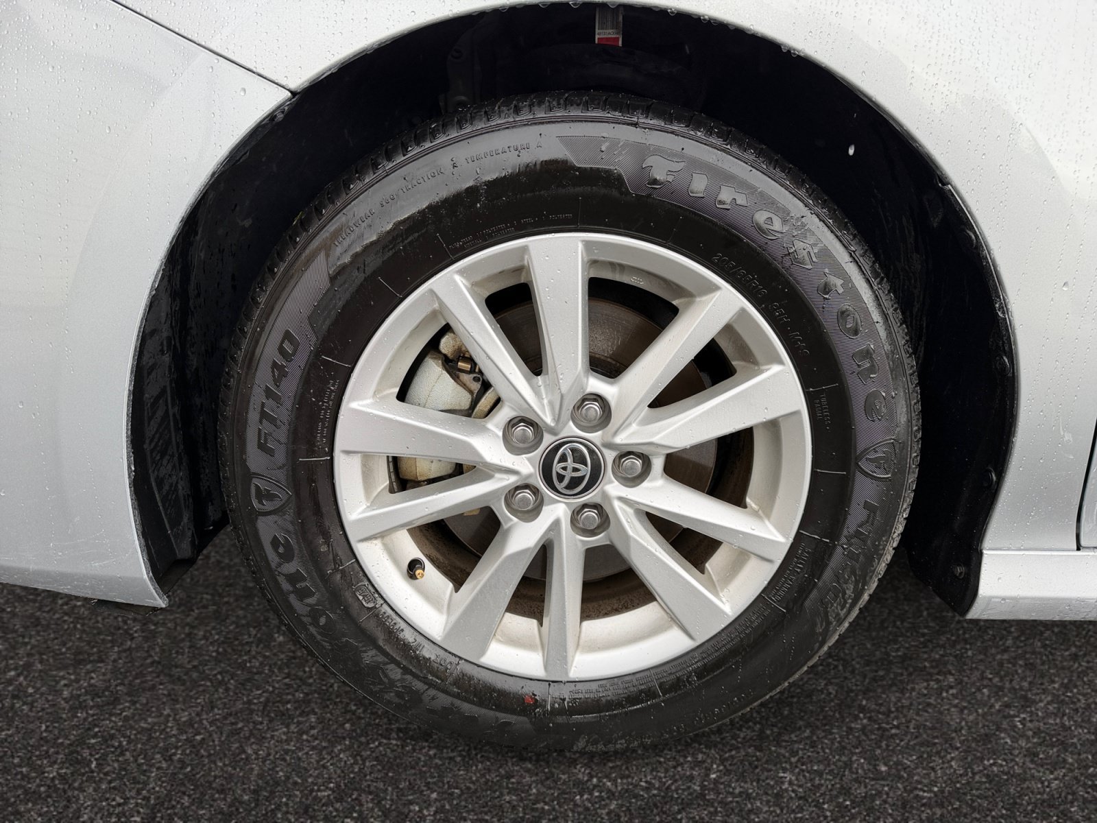 Used 2025 Toyota Camry LE FWD image 14