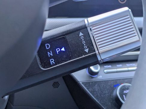 Used 2025 Hyundai Sonata SEL FWD image 17